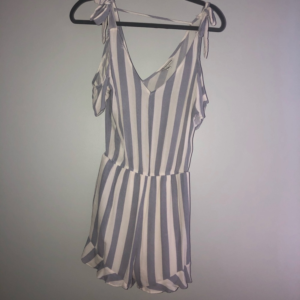 American Eagle romper